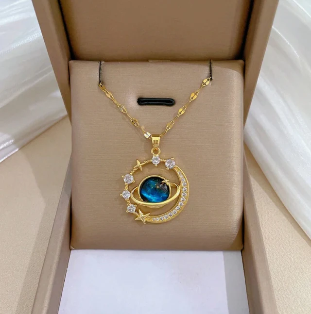 Collar Saturno: tu conexión con las estrellas